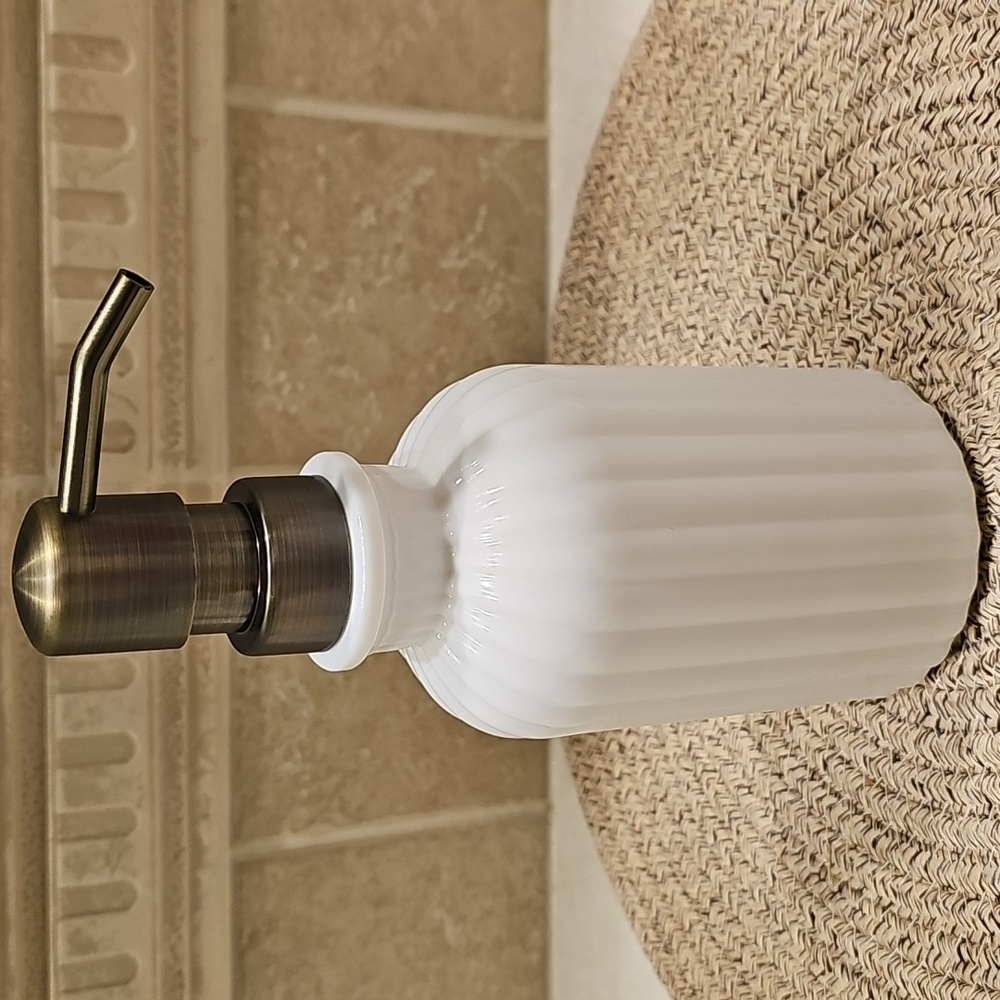 New Hearth And Hand Elegant White "Milk Glass" Bathroom Accessory Set - Picture 4 of 6